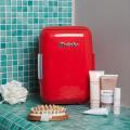  frigorifero portatile design vintage  