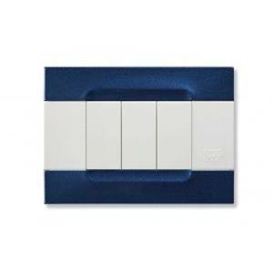 Kadra placca in metallo blu metallizzato serie bianca 3 moduli 10903.78