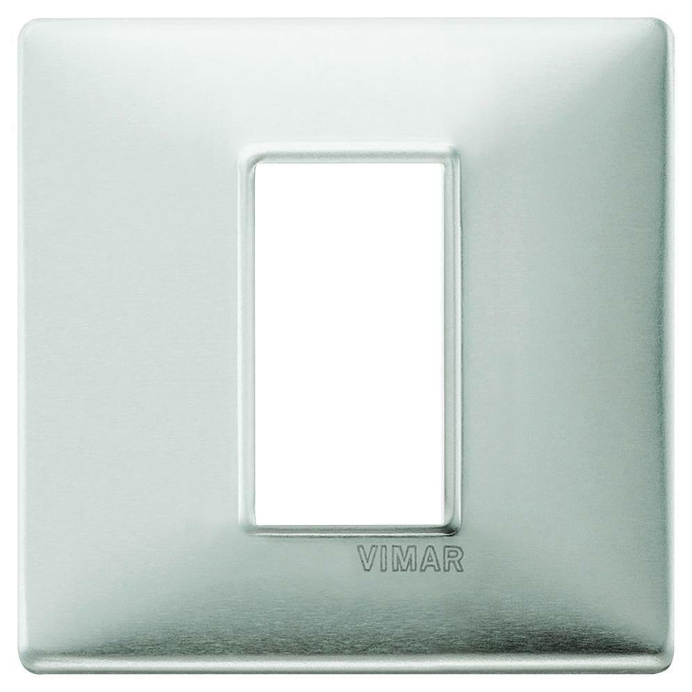 Placca 3 Moduli Argento In Alluminio Compatibile Vimar Plana