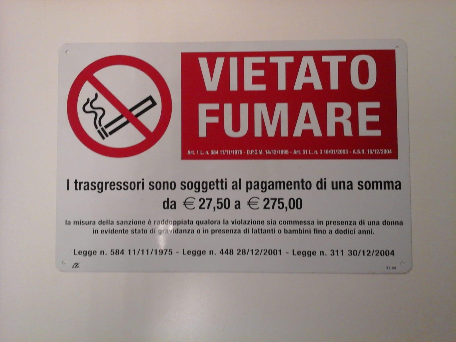 Cartello vietato fumare - cm.20x30h.