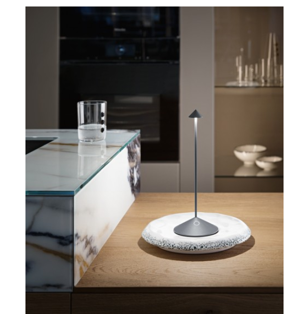 Lampada da tavolo led Zafferano Pina Pro ricaricabile 2200-2700-3000K IP54 2,2W grigio scuro -  LD1650N3 03