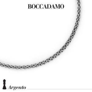Collar con cadena entrelazada