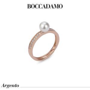 Anillo bañado en oro rosa con circonitas y perla