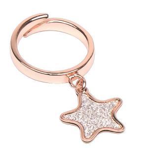 Anillo ajustable bañado en oro rosa con estrella brillante