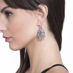 Pendientes colgantes con hoja en purpurina negra