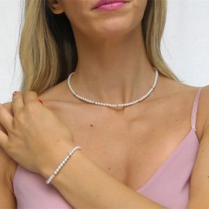 Collar bañado en oro rosa con perlas y circonitas