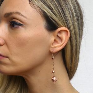 Pendientes colgantes con perla de color oro rosa y esfera diamantada