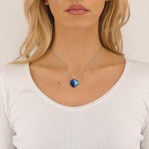 Collar con corazón azul bermuda