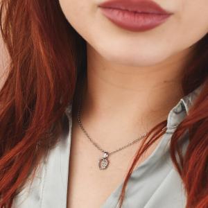 Collar con colgante de corazón y patita con pavé de circonitas