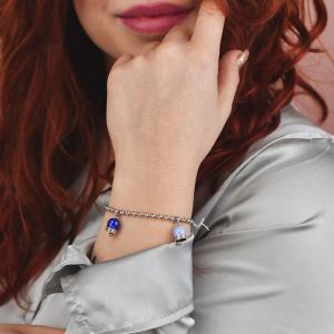 Pulsera con tres campanillas en celeste, añil y azul