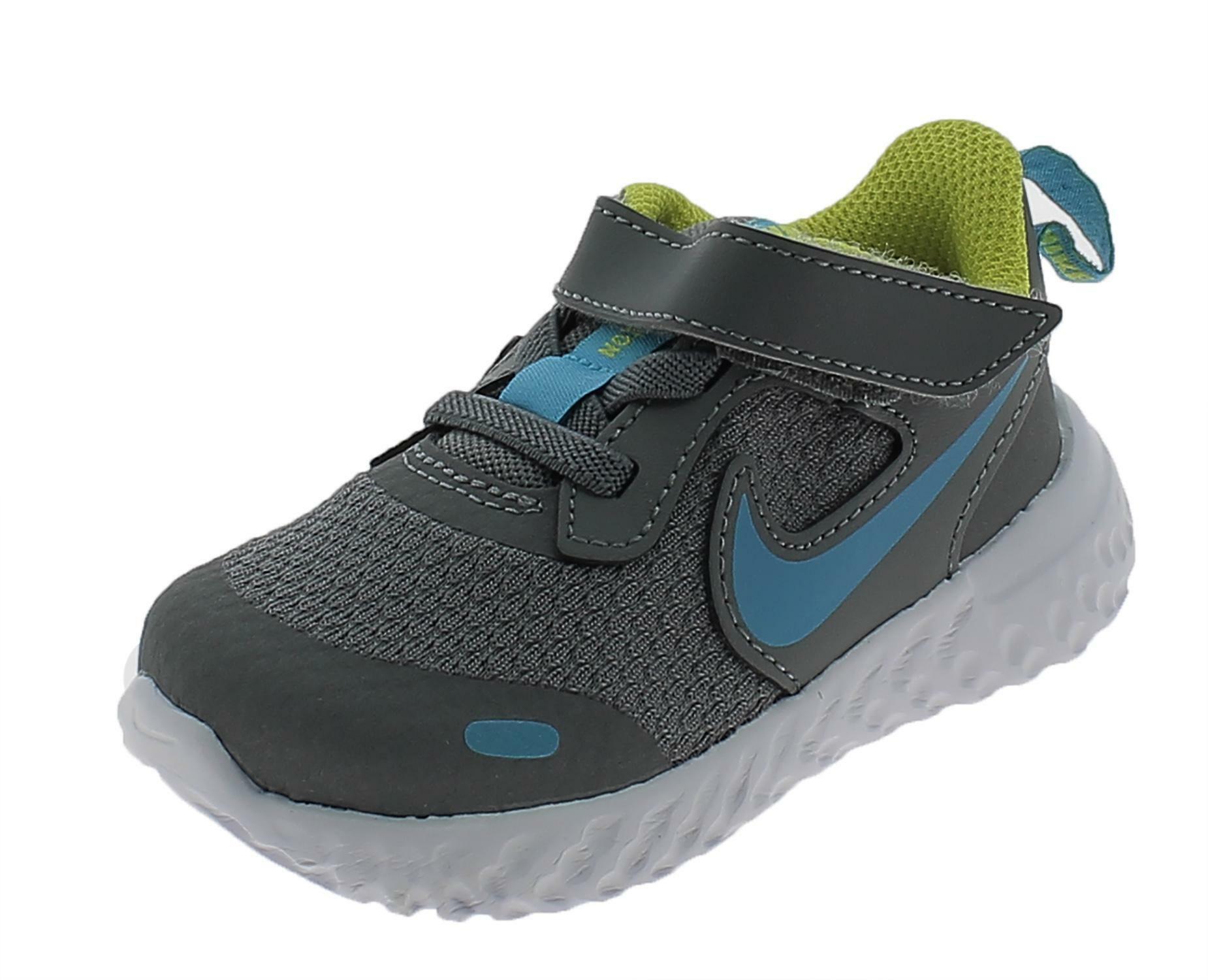 nike revolution bambino