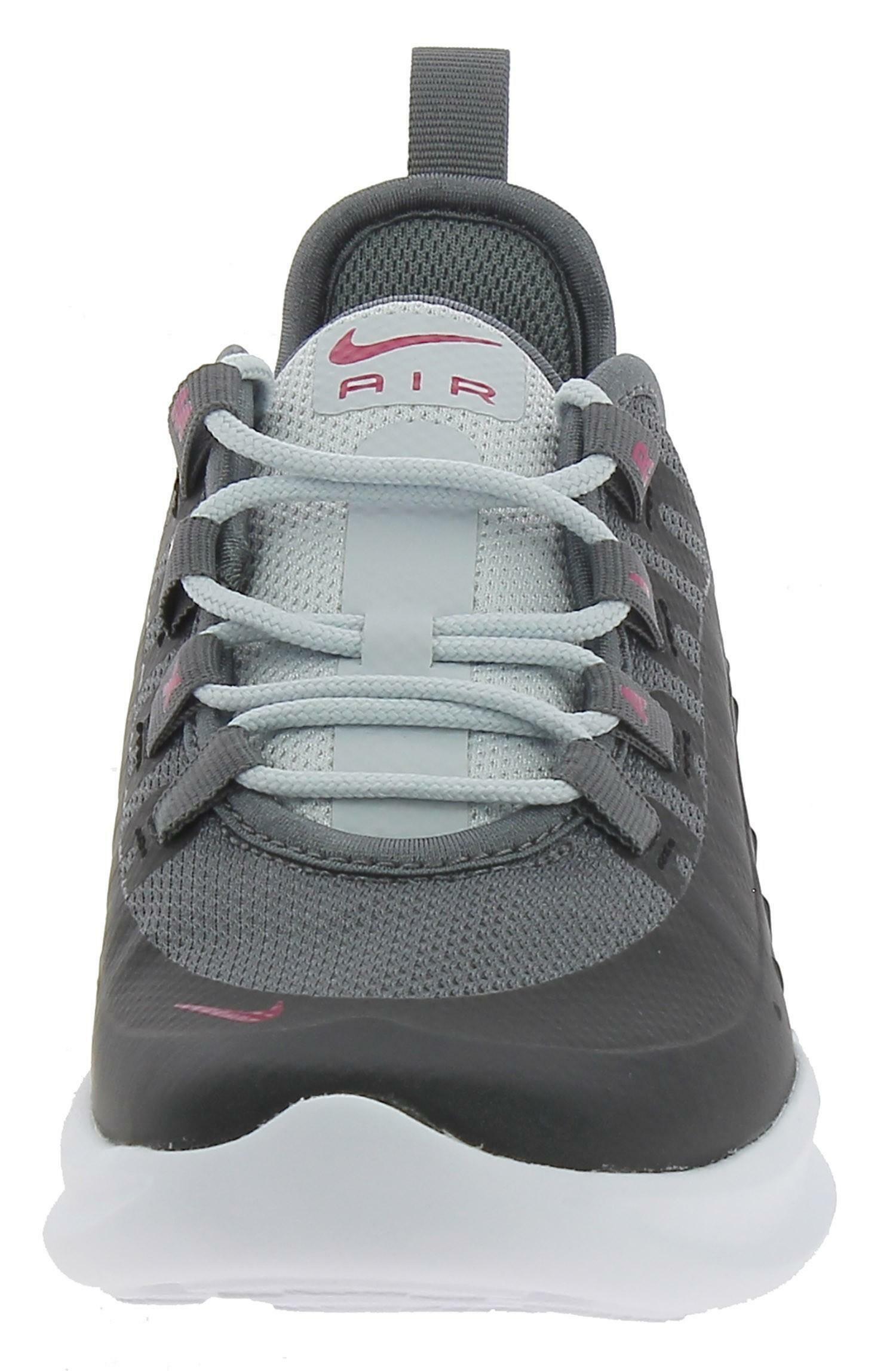 scarpe sportive grigie