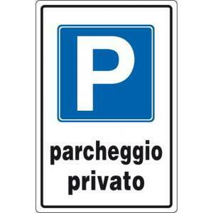 Cartello segnaletico parcheggio pto