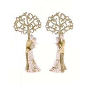 Coppia sposi in resina con albero e cuore soggetti assortiti - 23 cm