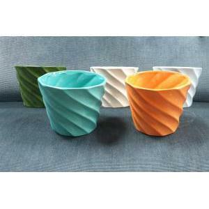 Vaso rigato in ceramica colori assortiti - 15.5 x 12.5 cm