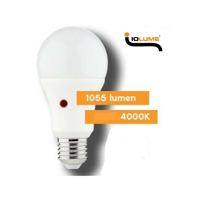 IOLUME LAMPADINA A LED E27 IOLUME 10,5W, 4000K, CON SENSORE CREPUSCOLARE,  MCI IO180752W