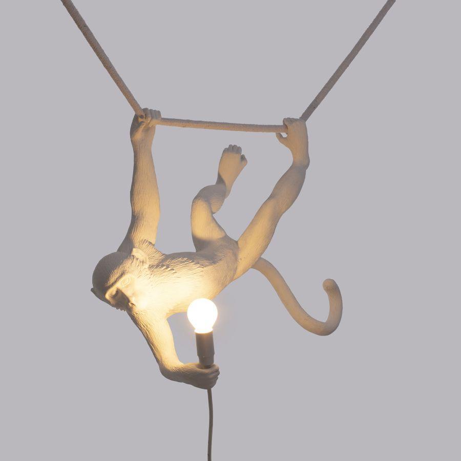 Lampada in resina indoor The Monkey Lamp Swing Bianco 59x40cm Seletti 14875
