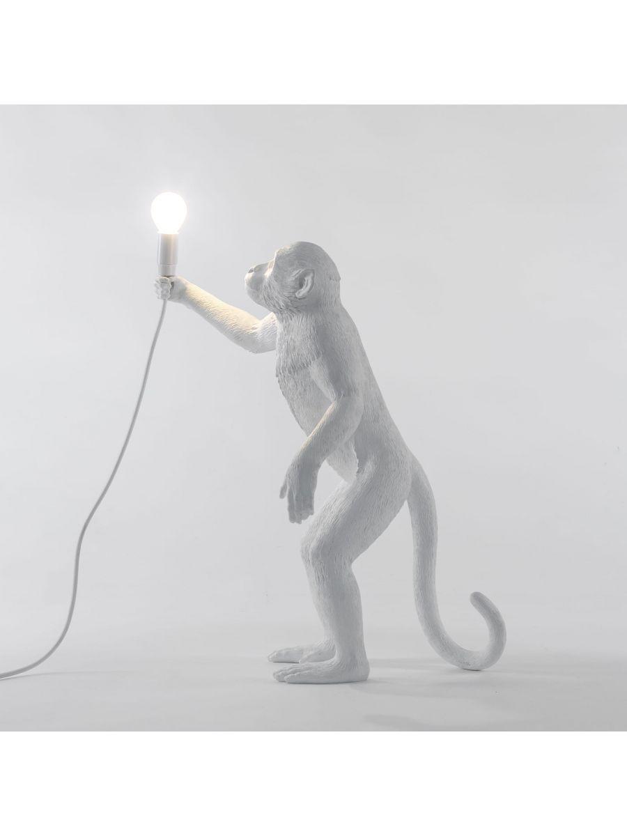 Lampada LED di design SELETTI MONKEY LAMP, versione da appoggio, in resina bianca, 46x27,5 h54 cm, SLT 14880.